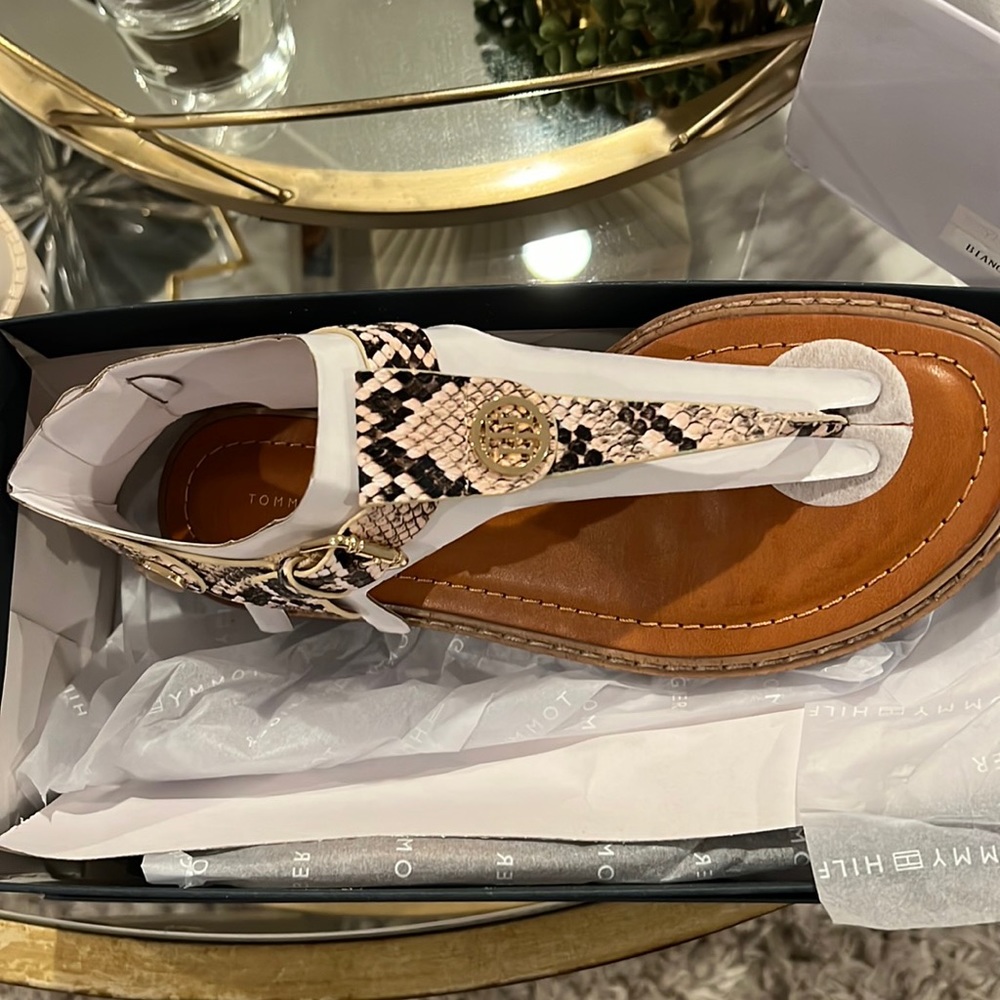 WOMEN'S TOMMY HILFIGER BENNIA SANDALS